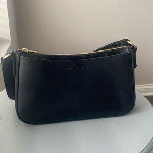 Lucy Shoulder bag in Black